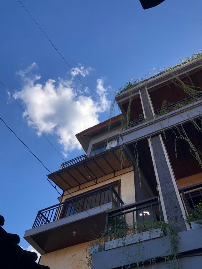 Run House B&B Ubud Buitenkant foto