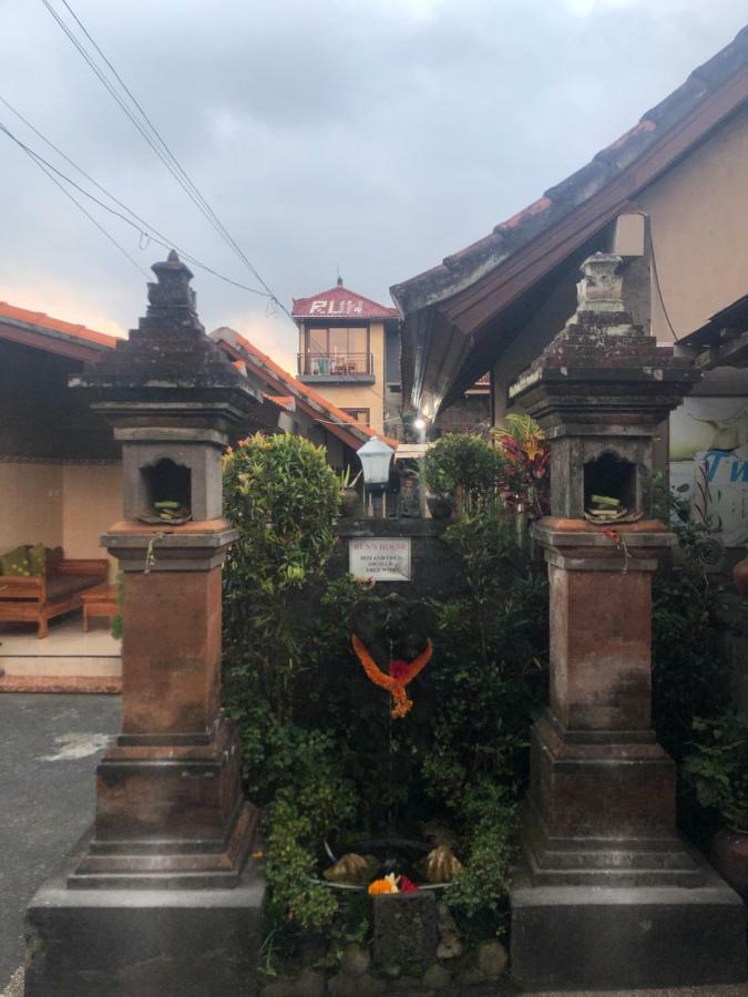 Run House B&B Ubud Buitenkant foto